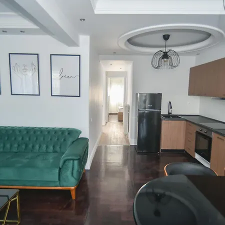 Appartement Black And White 6 *